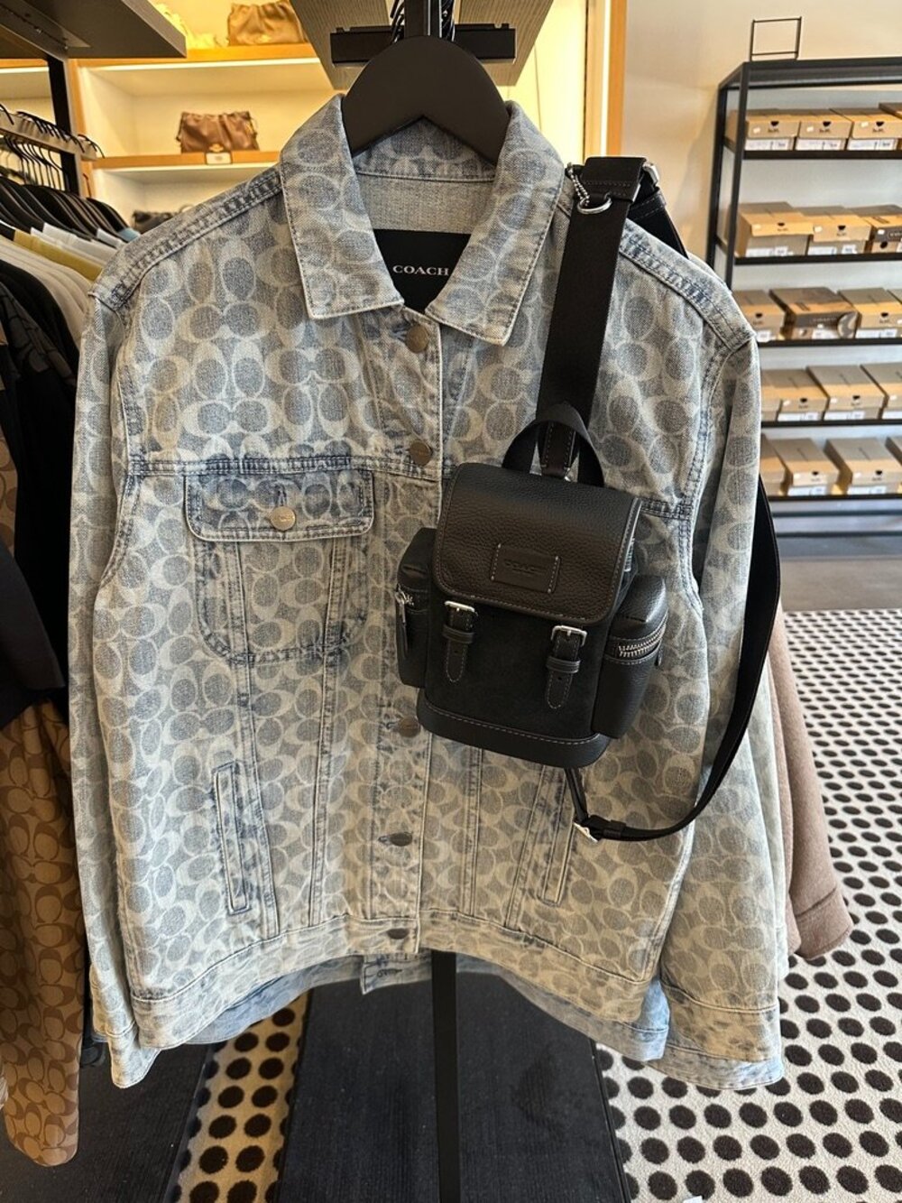 NWT! Coach CCE79 Men's Sprint Sling Pack Small Messager In Black Suede leather - Picture 10 of 11